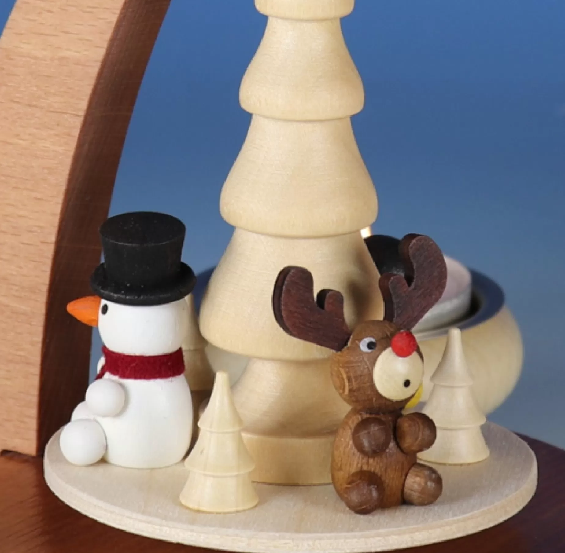 Paul Ullrich Christmas Pyramid (Medium)- Rudolph, Frosty And Frankie The Penguin | Christmas Pyramids