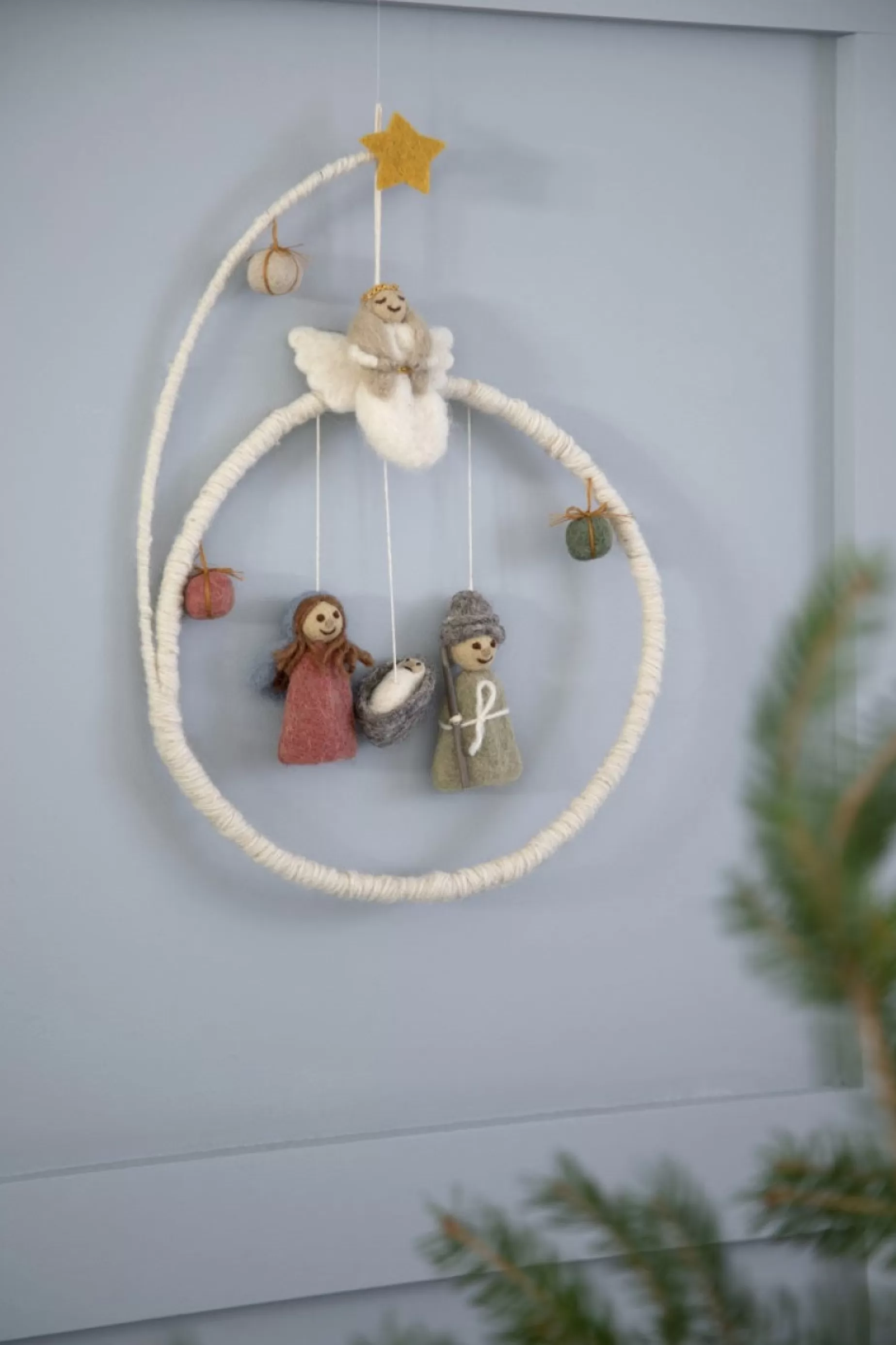 En Gry & Sif Felt Christmas Wreath - Nativity | Wreaths