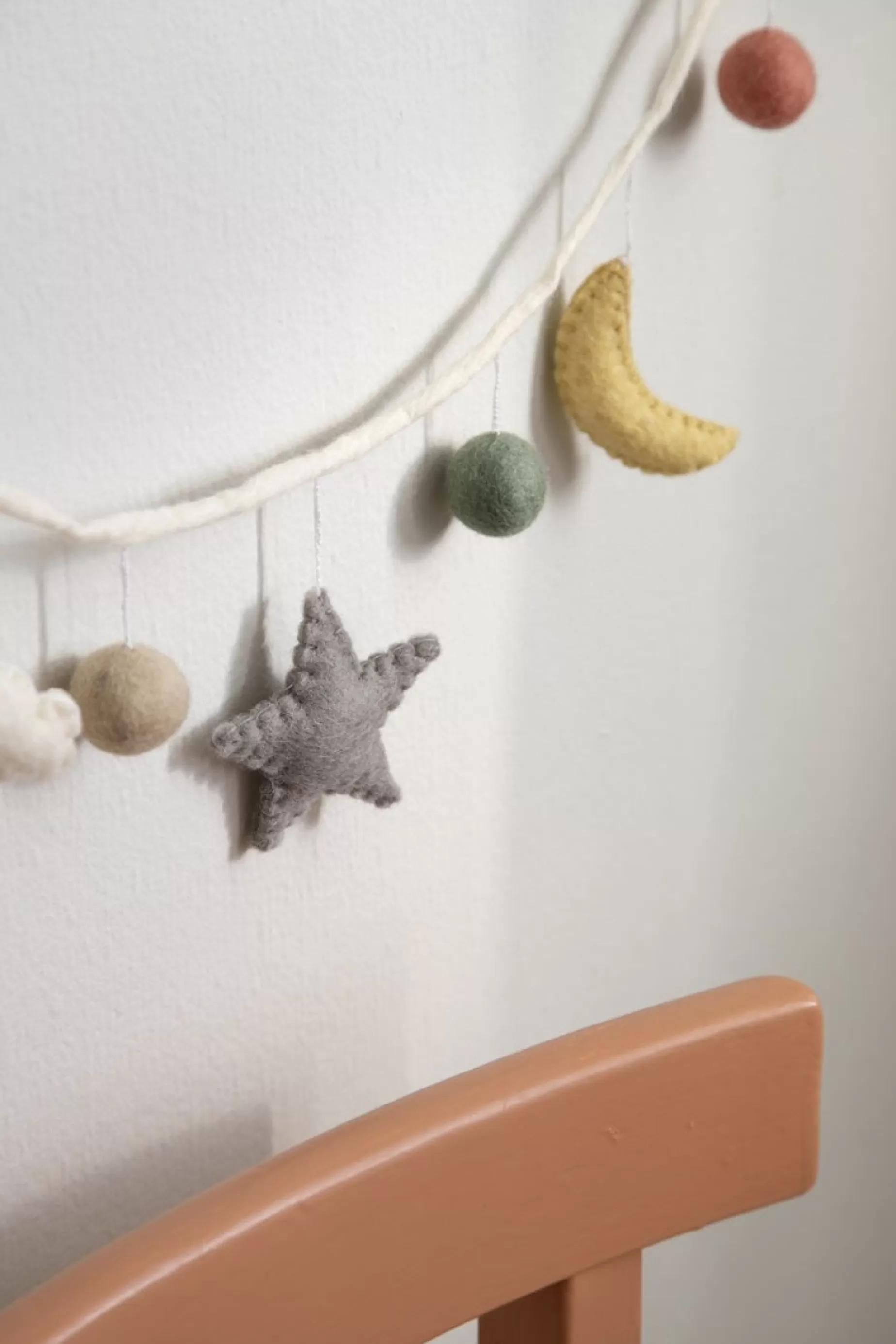 En Gry & Sif Felt Garland - Night Sky | Felt Christmas Tree Decorations